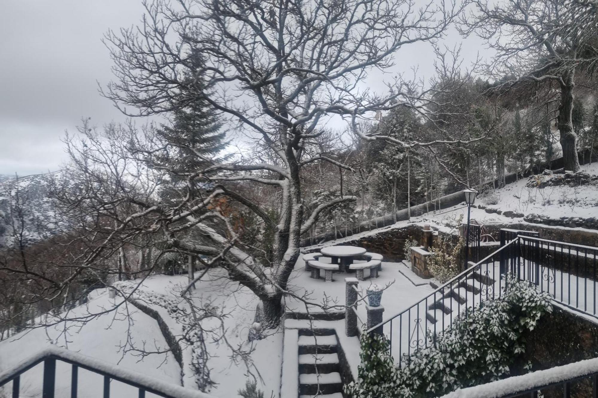 구에하르 시에라 Estrella De Nieve 빌라 외부 사진